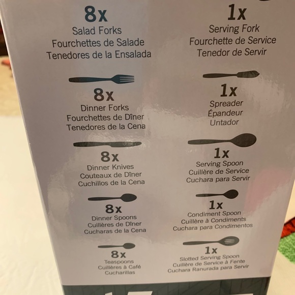 Mikasa Emile 45pc 18/10 Flatware set NIB - Picture 4 of 4